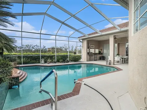 331 Lewis Road Lithia FL 33547