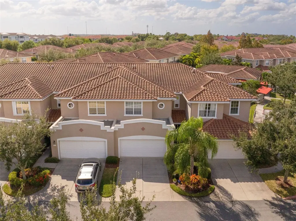 209 Valencia Circle St Petersburg FL 33716