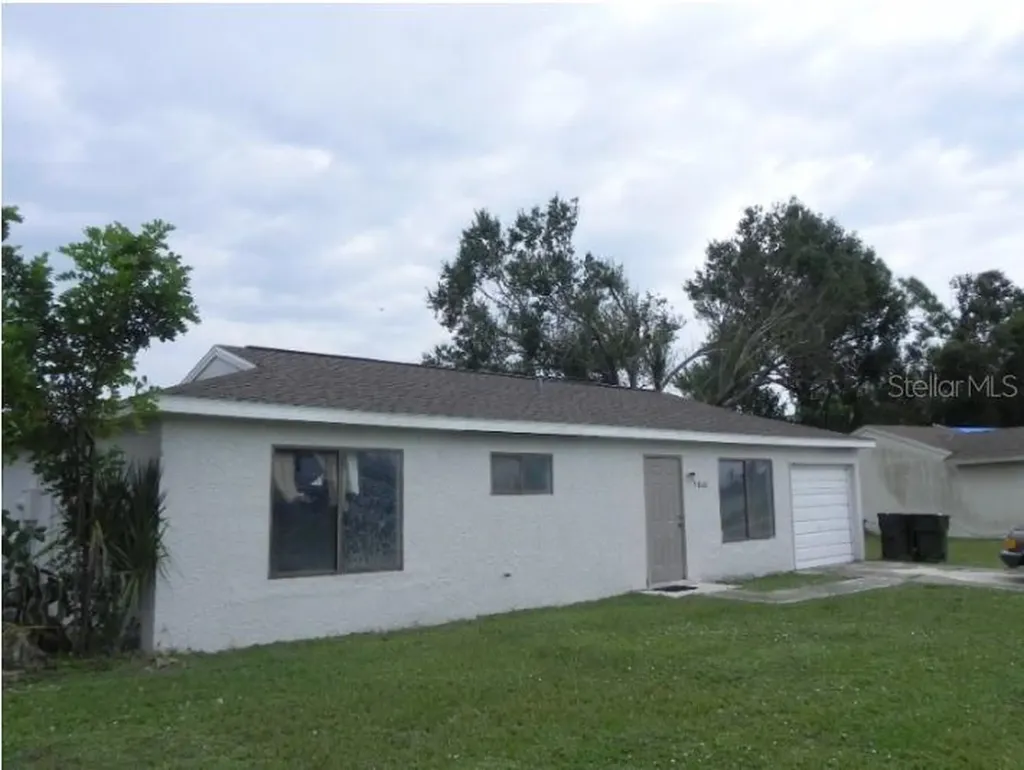 5860 Spearman Circle North Port FL 34287