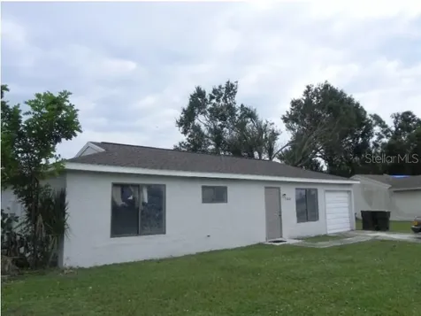 5860 Spearman Circle North Port FL 34287