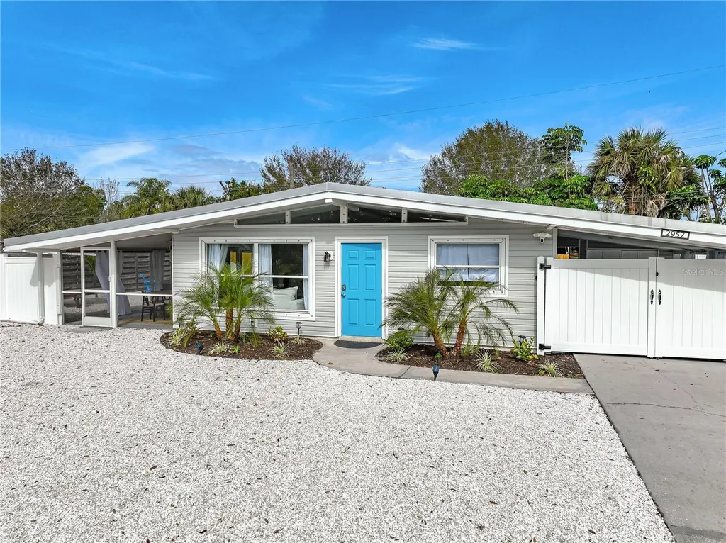 2957 Michigan Street Sarasota FL 34237