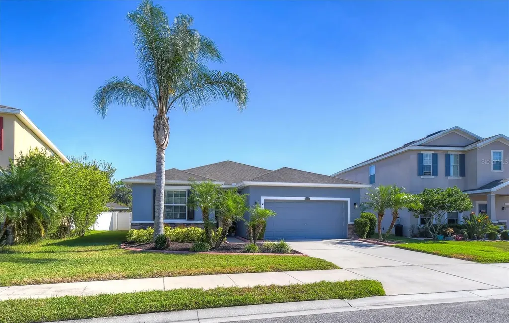 2804 Holly Bluff Court Plant City FL 33566