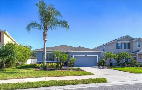 2804 Holly Bluff Court Plant City FL 33566