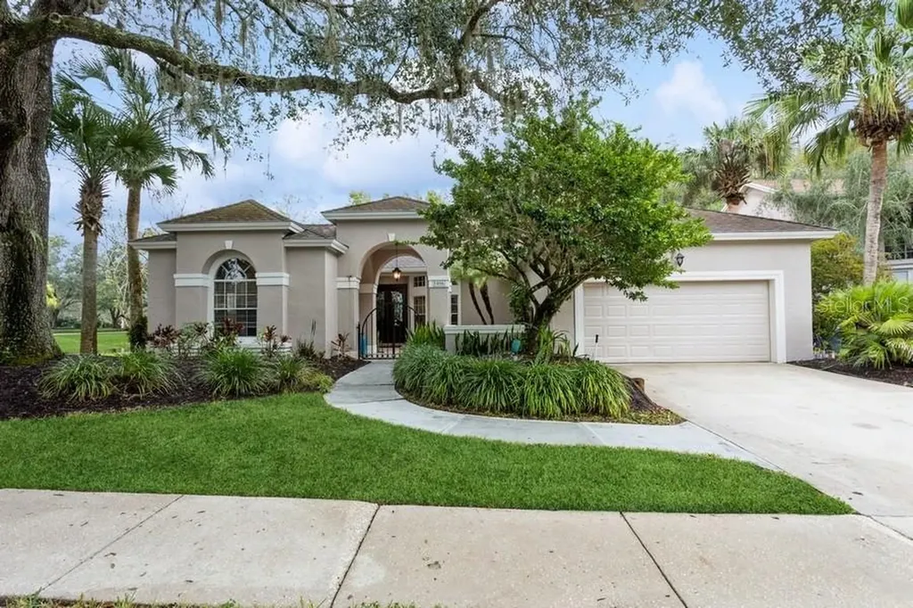5006 Southampton Circle Tampa FL 33647
