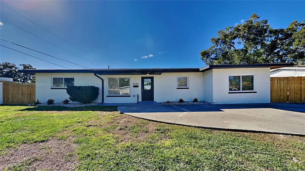 6446 19th Street N St Petersburg FL 33702