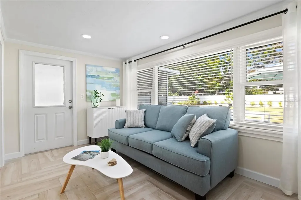 2641 Martin Street Sarasota FL 34237