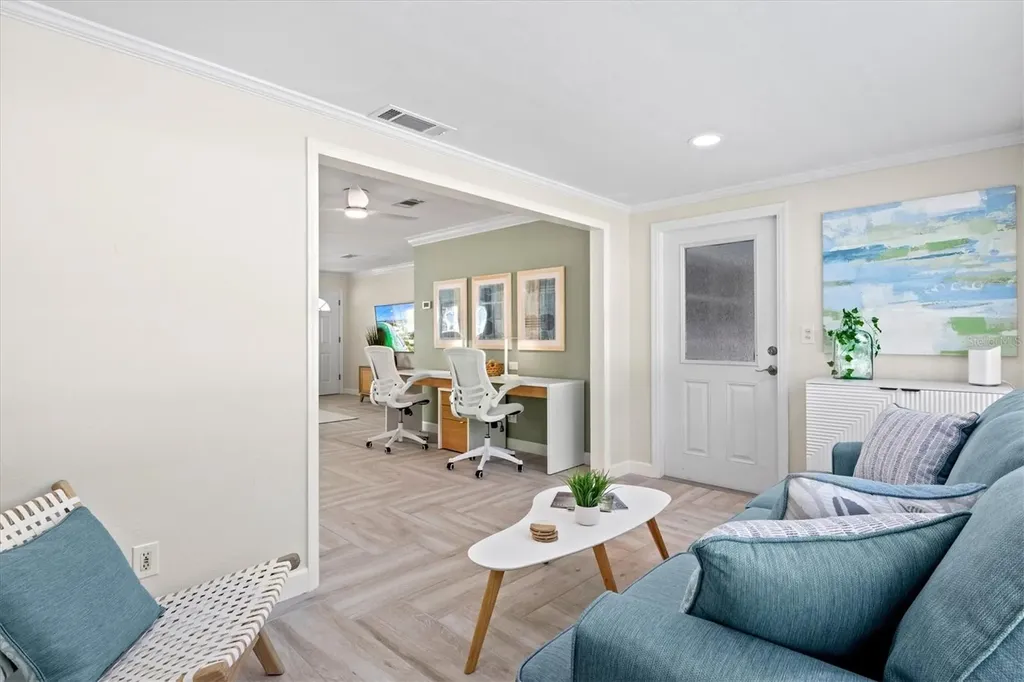 2641 Martin Street Sarasota FL 34237