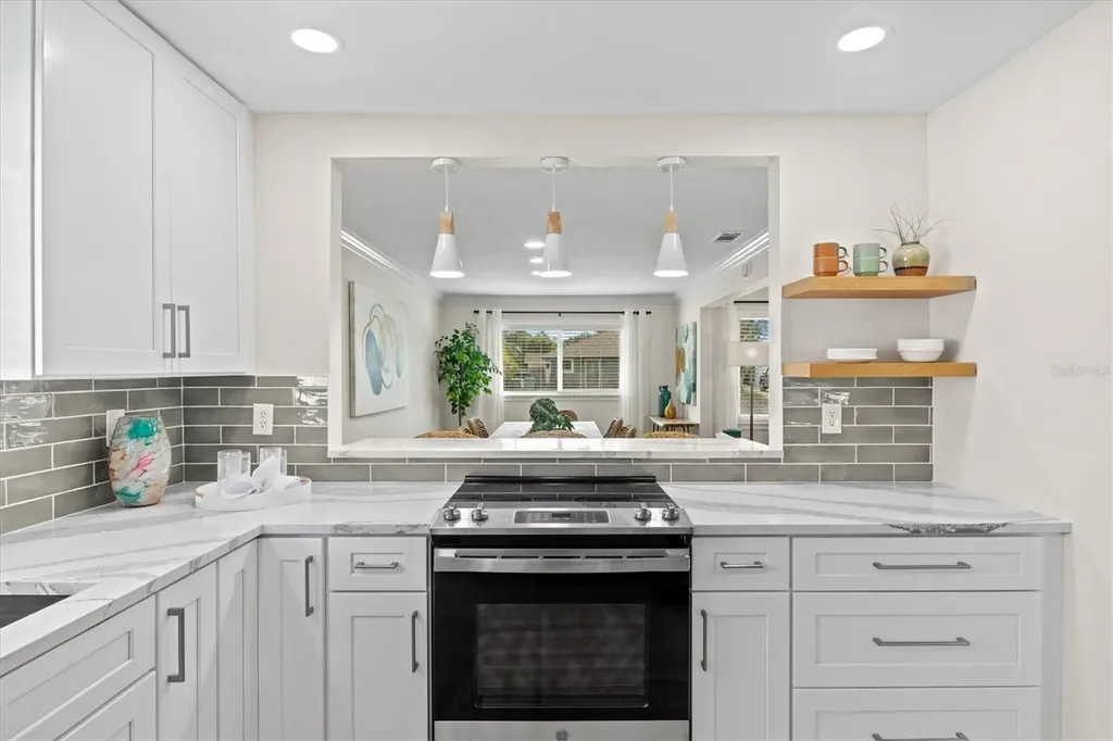 2641 Martin Street Sarasota FL 34237