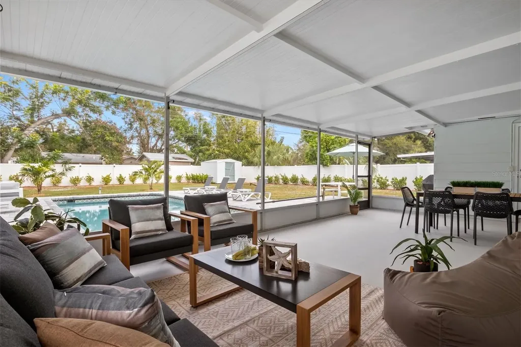 2641 Martin Street Sarasota FL 34237