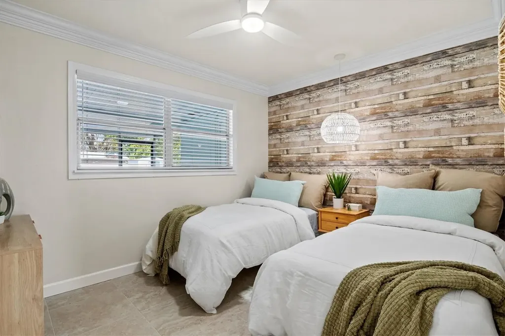 2641 Martin Street Sarasota FL 34237