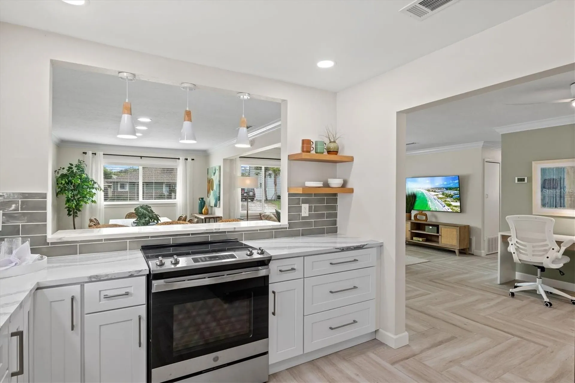 2641 Martin Street Sarasota FL 34237