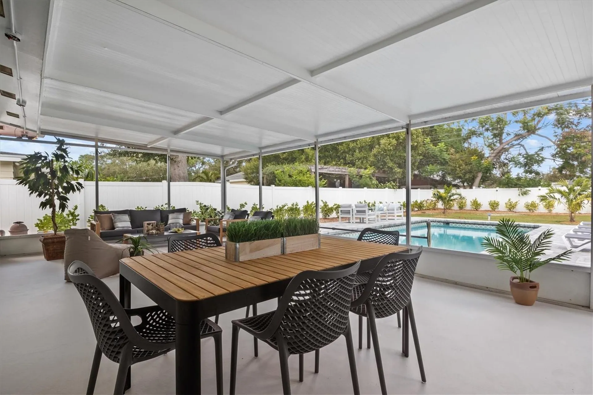 2641 Martin Street Sarasota FL 34237
