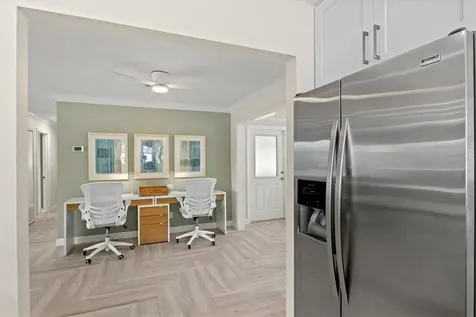 2641 Martin Street Sarasota FL 34237