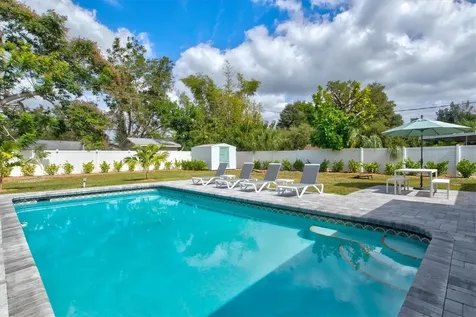 2641 Martin Street Sarasota FL 34237