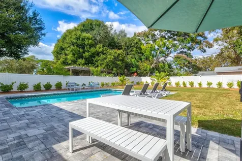 2641 Martin Street Sarasota FL 34237