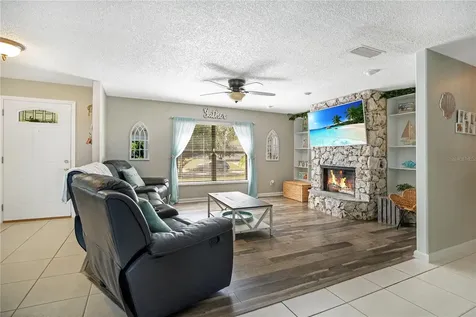 4823 Tellson Place Orlando FL 32812