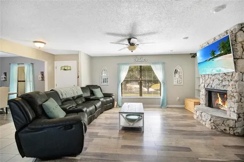 4823 Tellson Place Orlando FL 32812