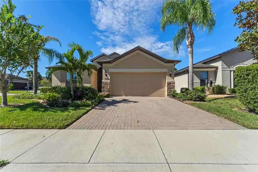 317 Alicante Court Davenport FL 33837