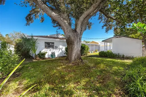 2732 69th Avenue S St Petersburg FL 33712