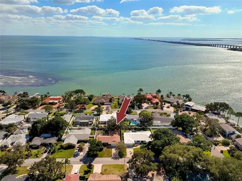 2732 69th Avenue S St Petersburg FL 33712