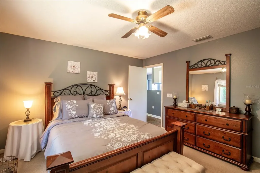 40544 E 7th Avenue Umatilla FL 32784