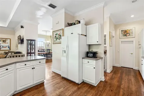 3231 W Lawn Avenue Tampa FL 33611
