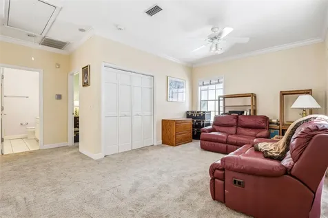 3231 W Lawn Avenue Tampa FL 33611