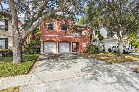 3231 W Lawn Avenue Tampa FL 33611