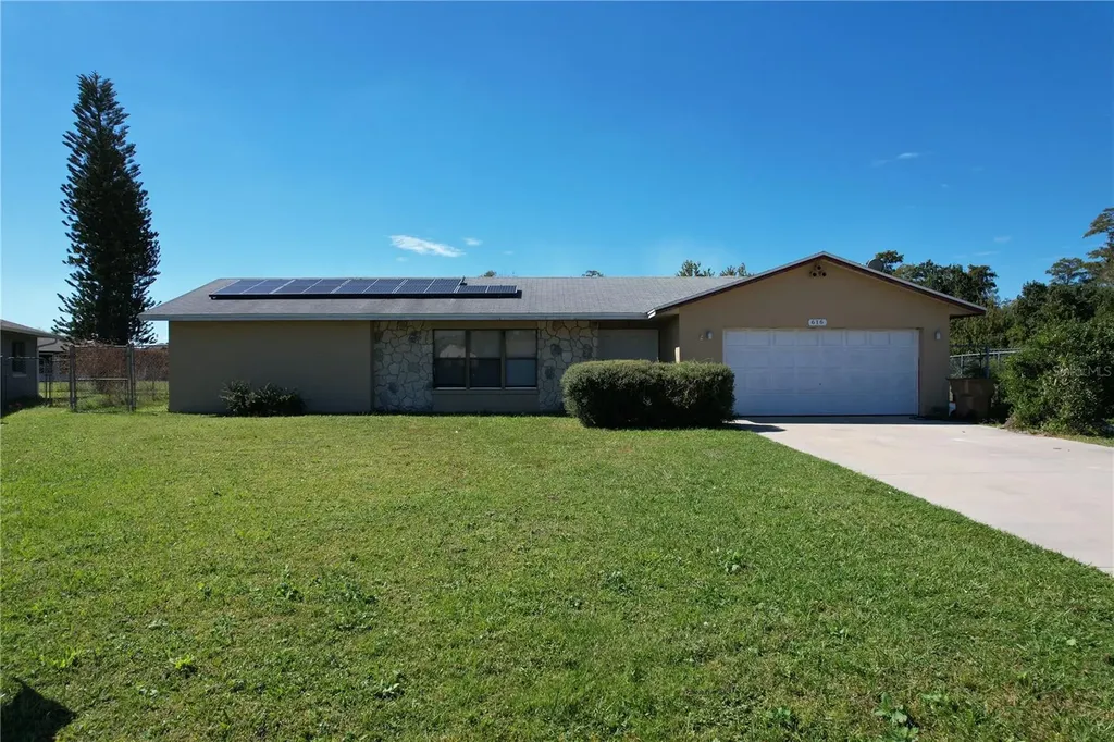 616 Fresno Court Kissimmee FL 34758