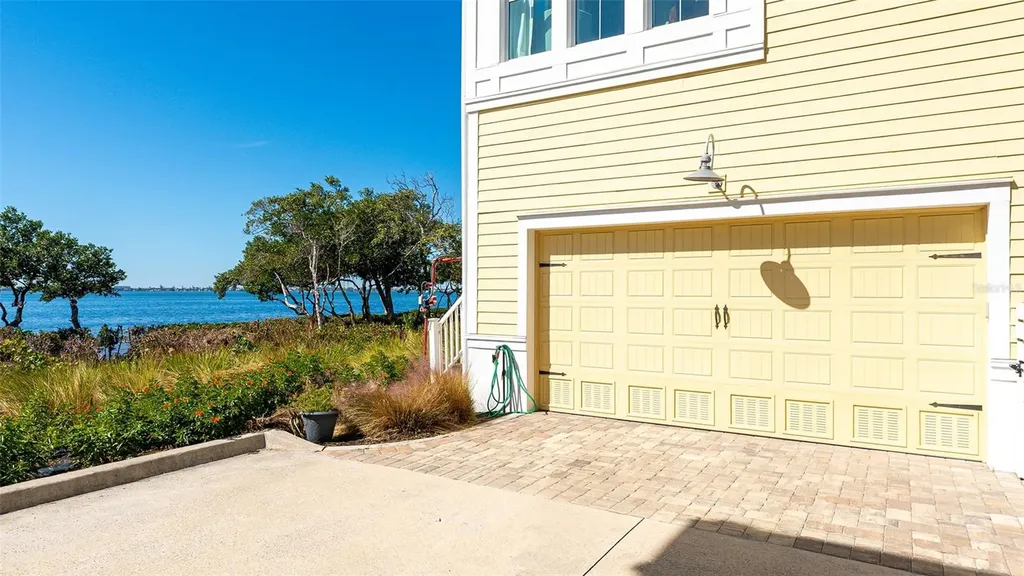 280 Saint Lucia Drive Bradenton FL 34209