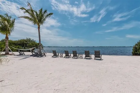 280 Saint Lucia Drive Bradenton FL 34209