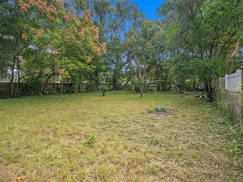 1515 E Hanna Avenue Tampa FL 33610
