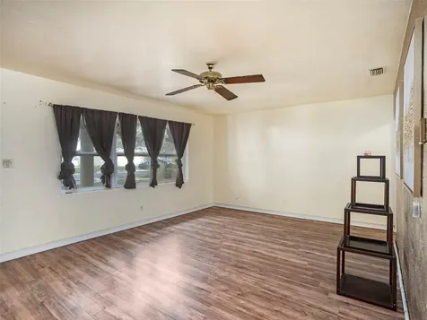 1515 E Hanna Avenue Tampa FL 33610