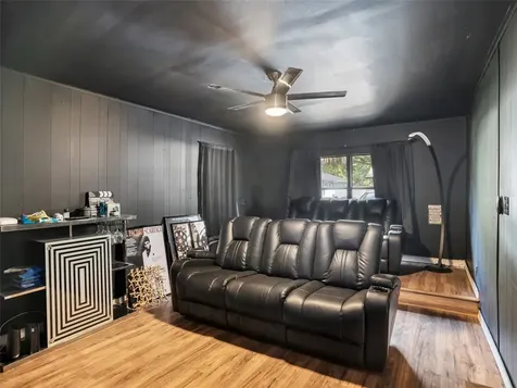 1515 E Hanna Avenue Tampa FL 33610