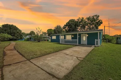 304 N Lake View Boulevard Cocoa FL 32926