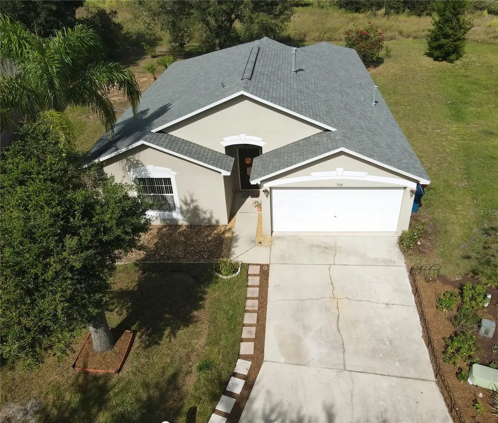 708 Jessamine Drive Davenport FL 33837