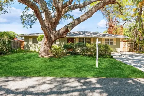2835 Williamsburg Street Sarasota FL 34231