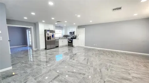 6343 17th Place N St Petersburg FL 33710