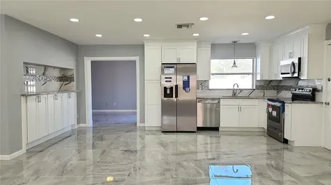6343 17th Place N St Petersburg FL 33710