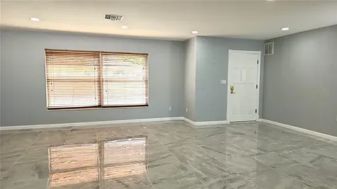 6343 17th Place N St Petersburg FL 33710