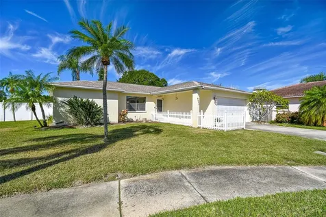 9408 Anne Court Seminole FL 33776