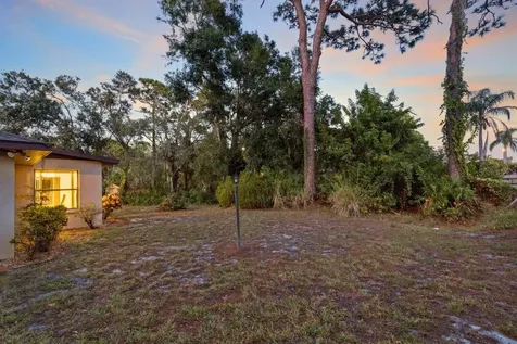 4694 Northwood Terrace Sarasota FL 34234