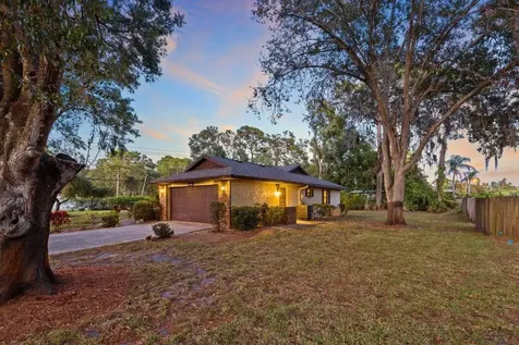 4694 Northwood Terrace Sarasota FL 34234