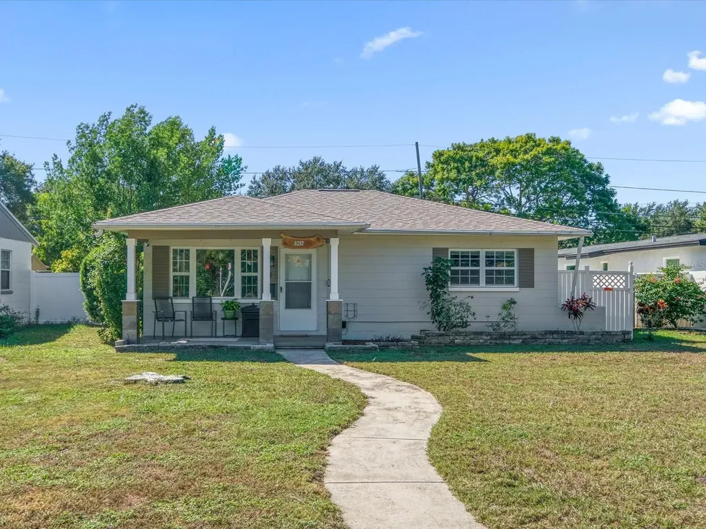 6282 2nd Avenue N St Petersburg FL 33710