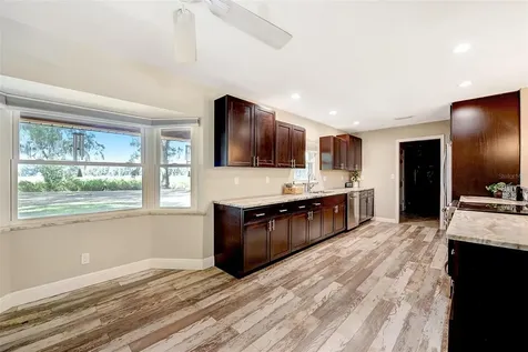 4356 Lindsey Loop Dover FL 33527
