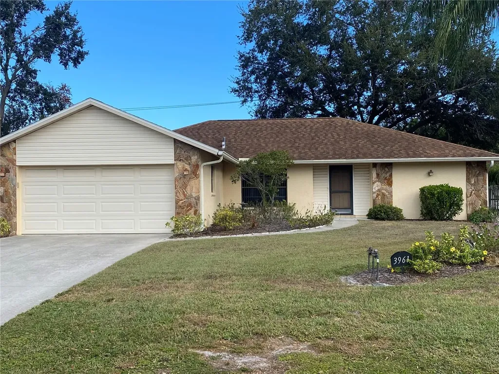 3961 Helene Street Sarasota FL 34233