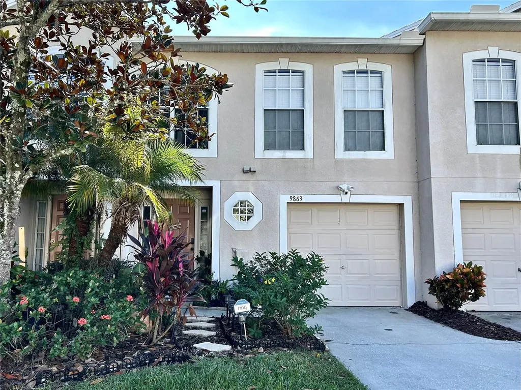 9863 Ashburn Lake Drive Tampa FL 33610