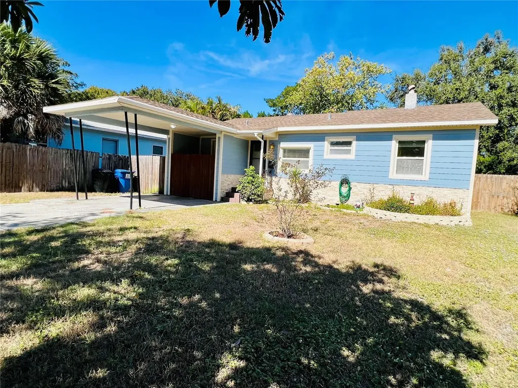 3215 32nd Avenue N St Petersburg FL 33713