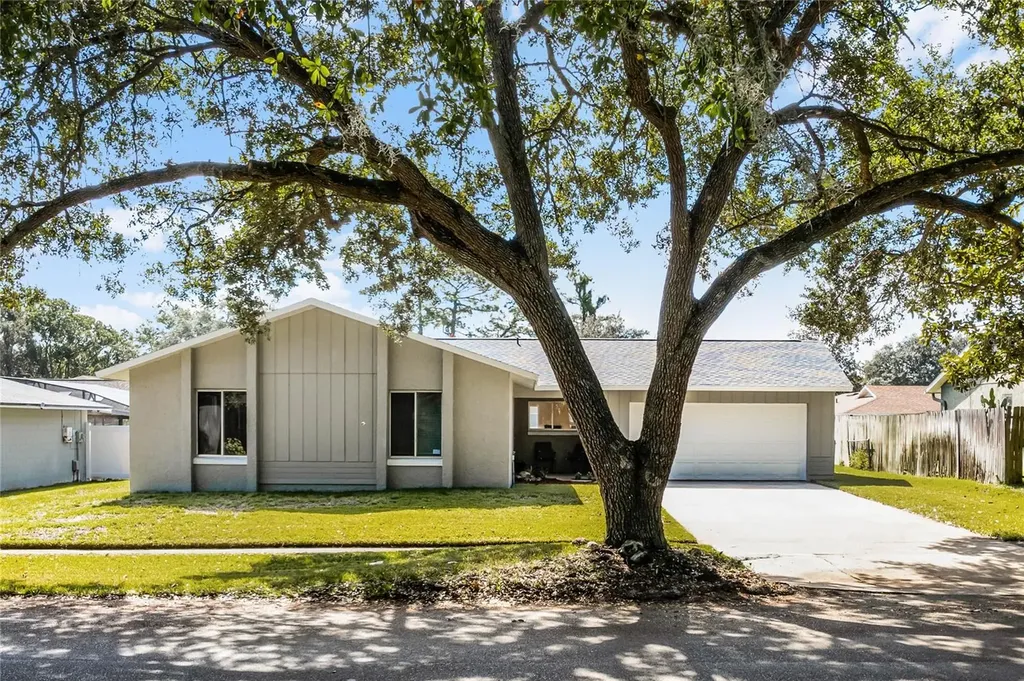 404 Shady Banks Road Altamonte Springs FL 32714