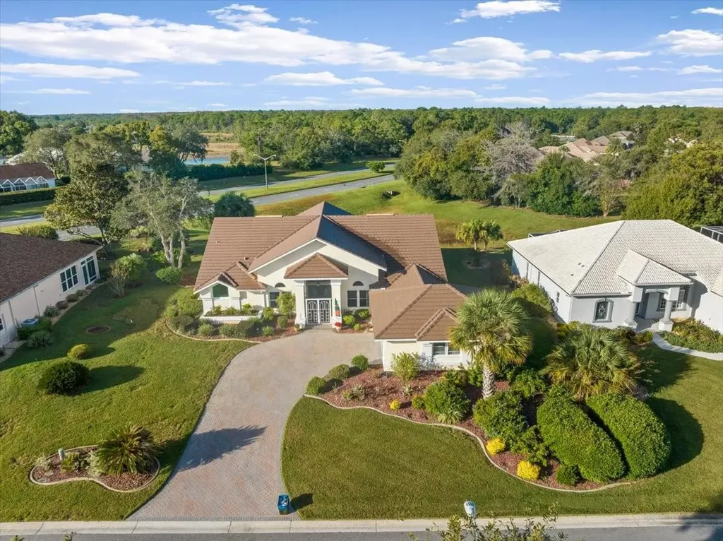 10063 Lenox Boulevard Weeki Wachee FL 34613